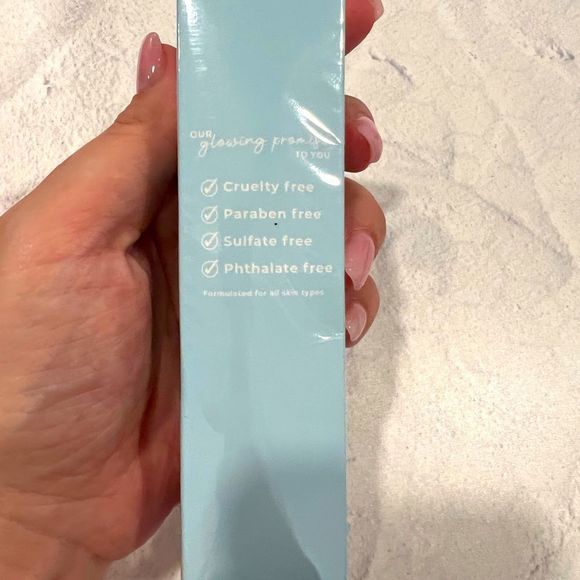 Glow on 5th beauty Keep It Handy Aloe Hand Cream brand new in sealed box - Picture 4 of 9